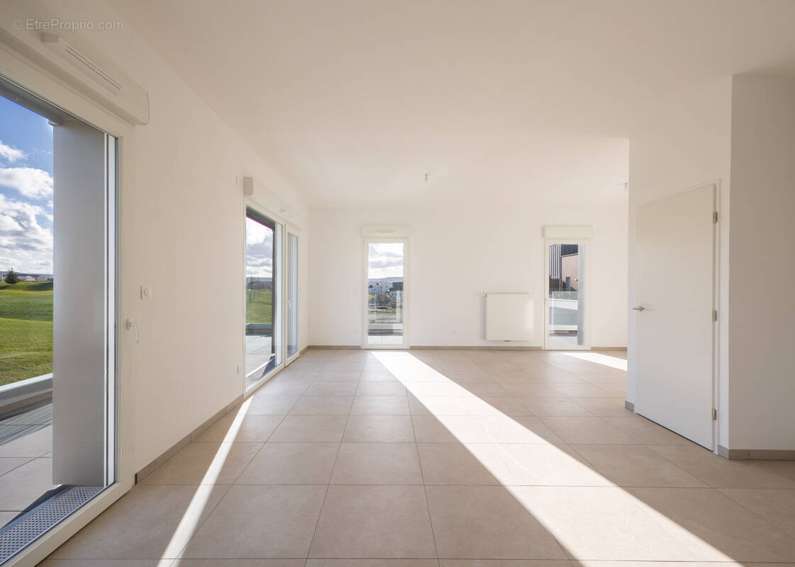 Appartement à BEZANNES