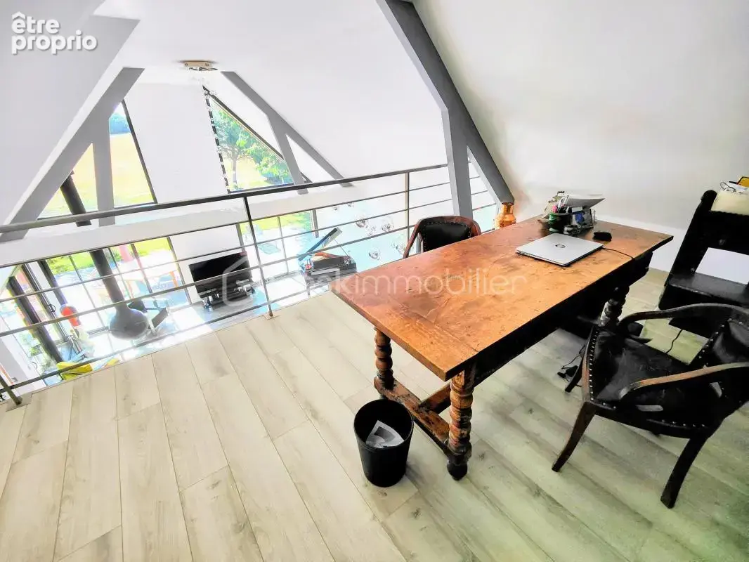 Maison av jardin arboré vue dégagée et sous-sol total ! - photo 10