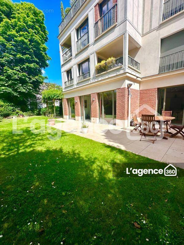 Appartement à GARCHES