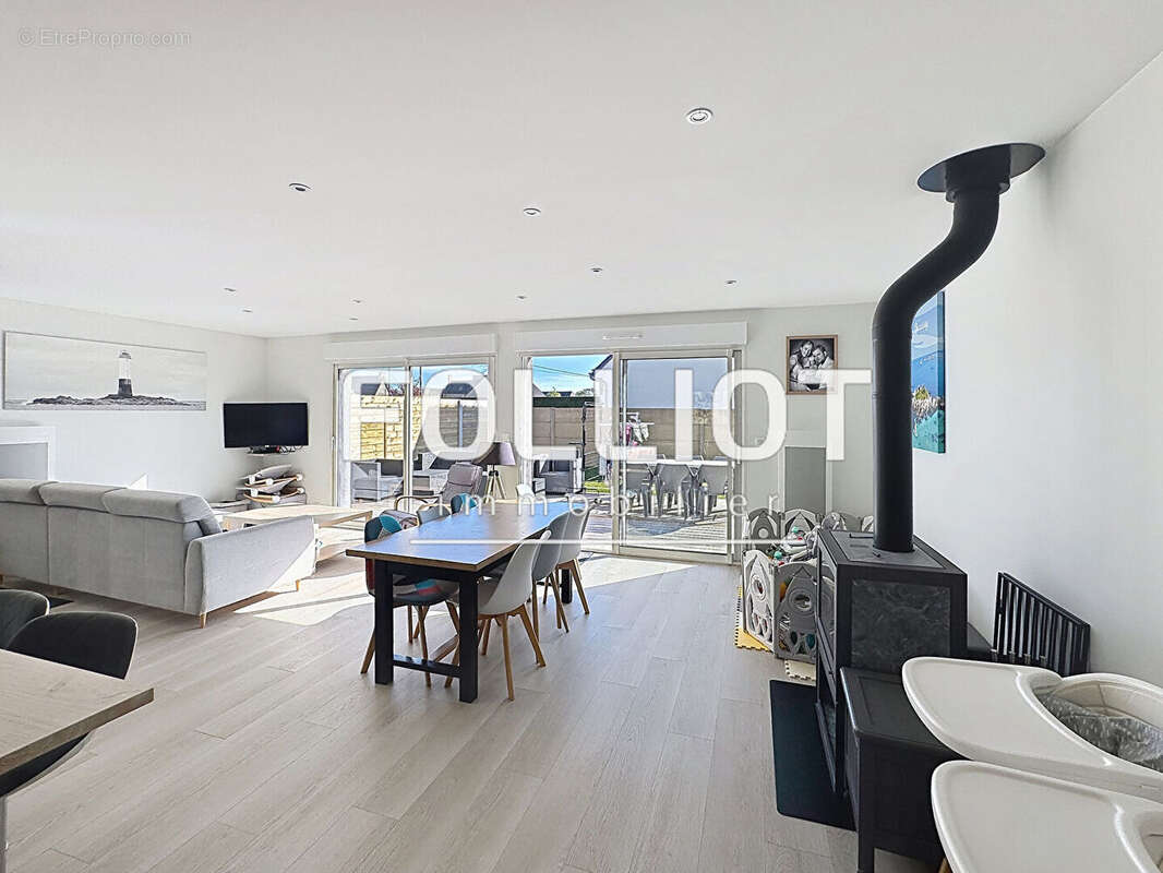 Maison à GOUVILLE-SUR-MER