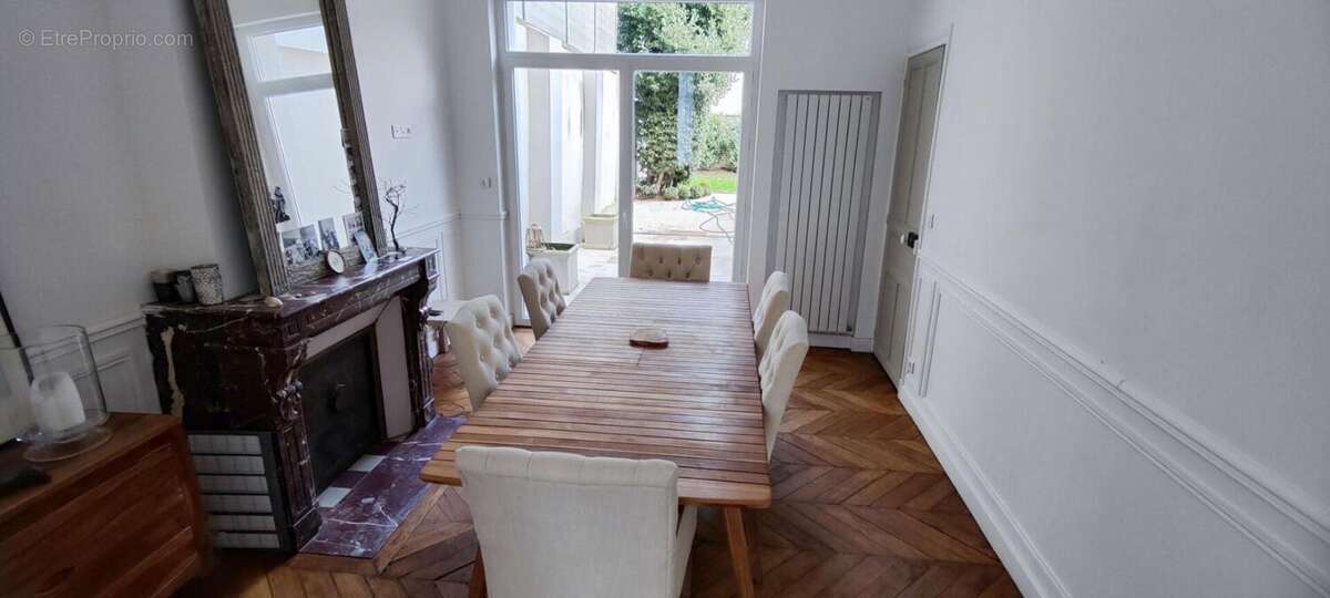 Maison à SAINT-QUENTIN