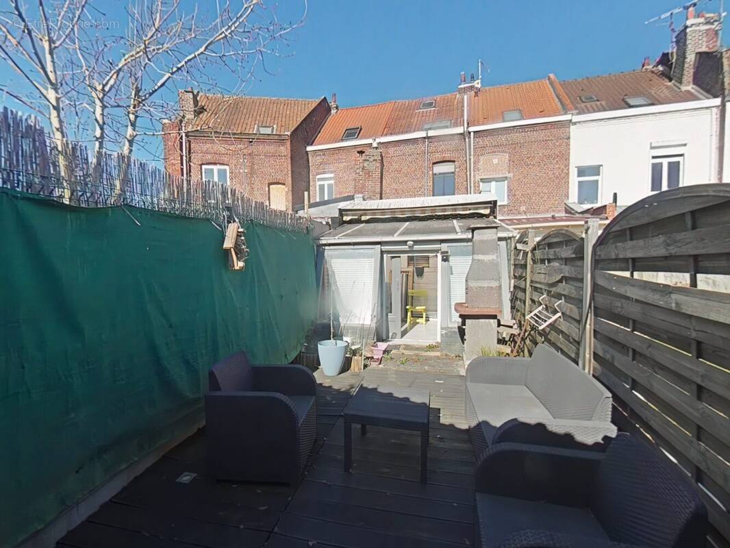 Maison à FACHES-THUMESNIL