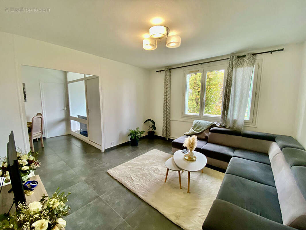 Appartement à MONTLUEL