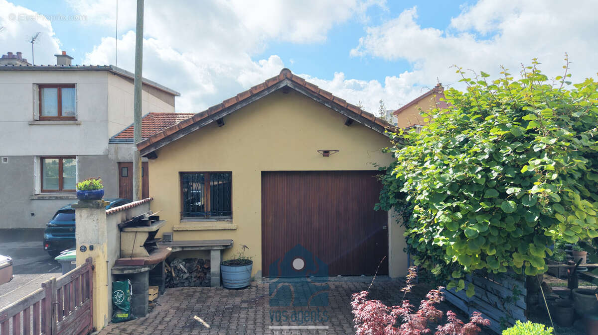 Maison à CLERMONT-FERRAND