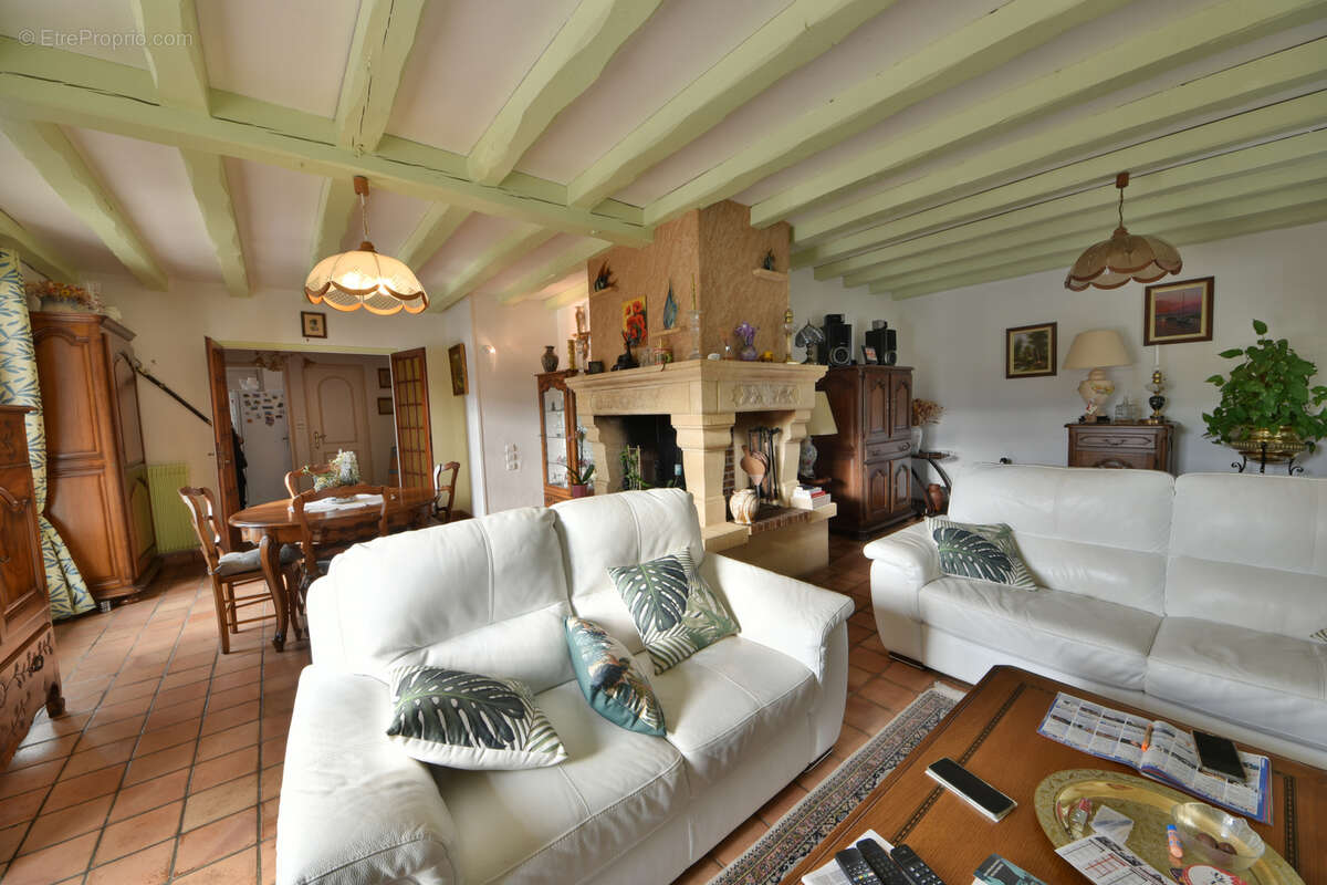 Maison 186 m² à Dampniat  - photo 4