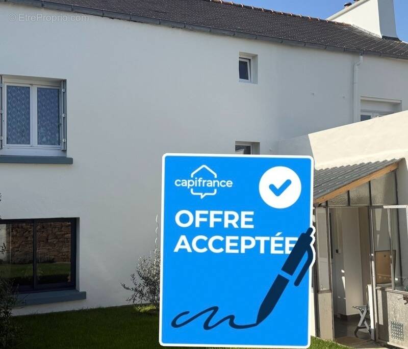 Maison à LE RELECQ-KERHUON