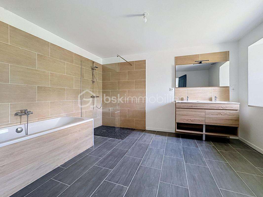 Maison rénovée avec autonomie de plain-pied - photo 9