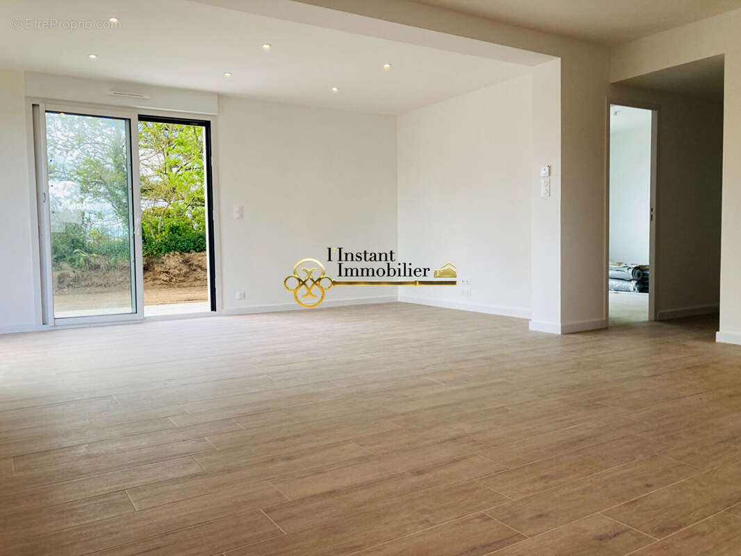 Maison à KERSAINT-PLABENNEC