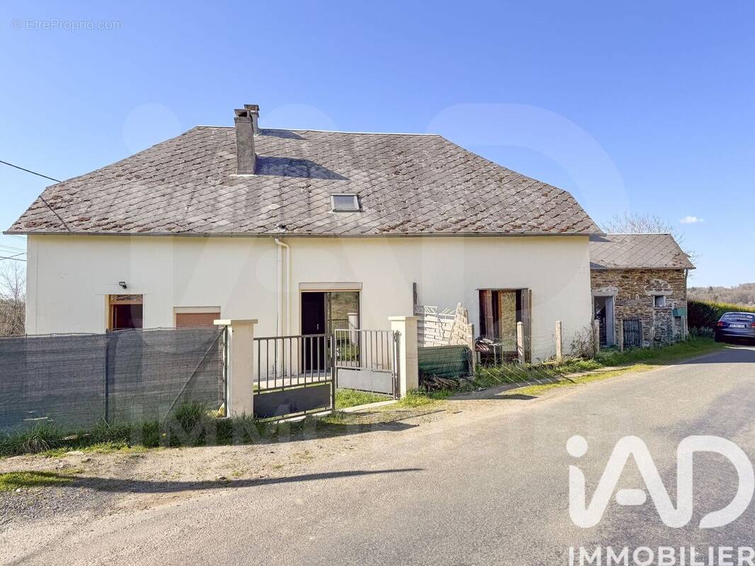 Photo 1 - Maison à LAGRAULIERE
