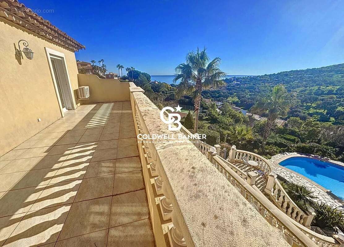 Maison à LES ISSAMBRES