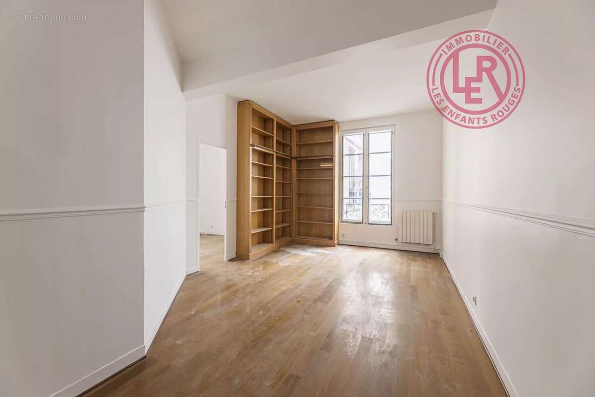 Appartement à PARIS-4E