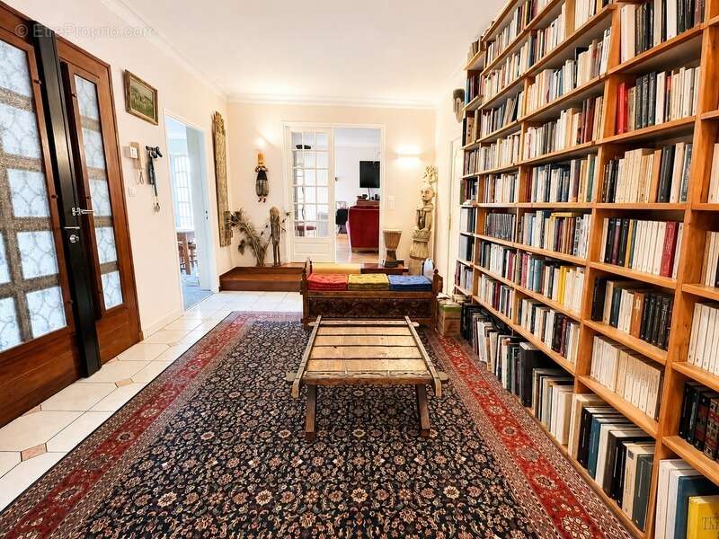 Toulouse Soupetard – Appartement familial T6 de 173 m² avec terrasse, piscine, jardin et garage - photo 7