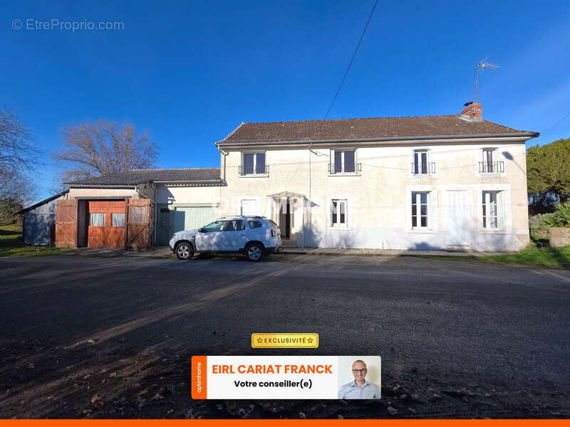 Maison à LE GRAND-BOURG