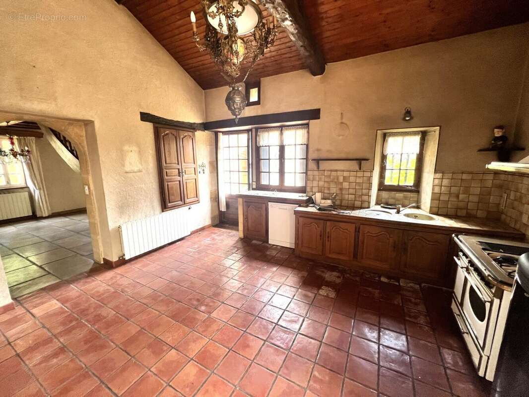 Maison 164 m² à Beynac-Et-Cazenac  - photo 8