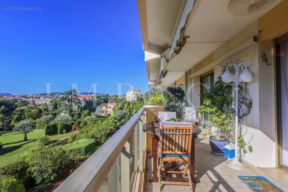 Appartement à CANNES