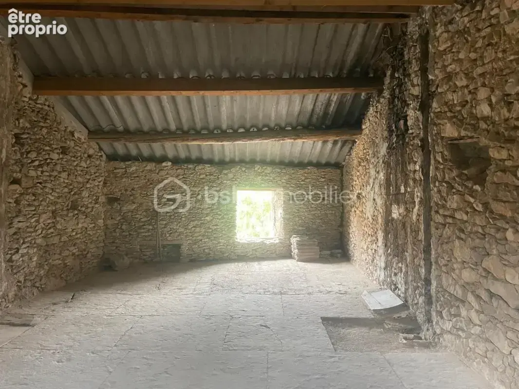 Maison de village à rénover, gros potentiel à Saint-Étienne les orgues 04 en Provence - photo 13