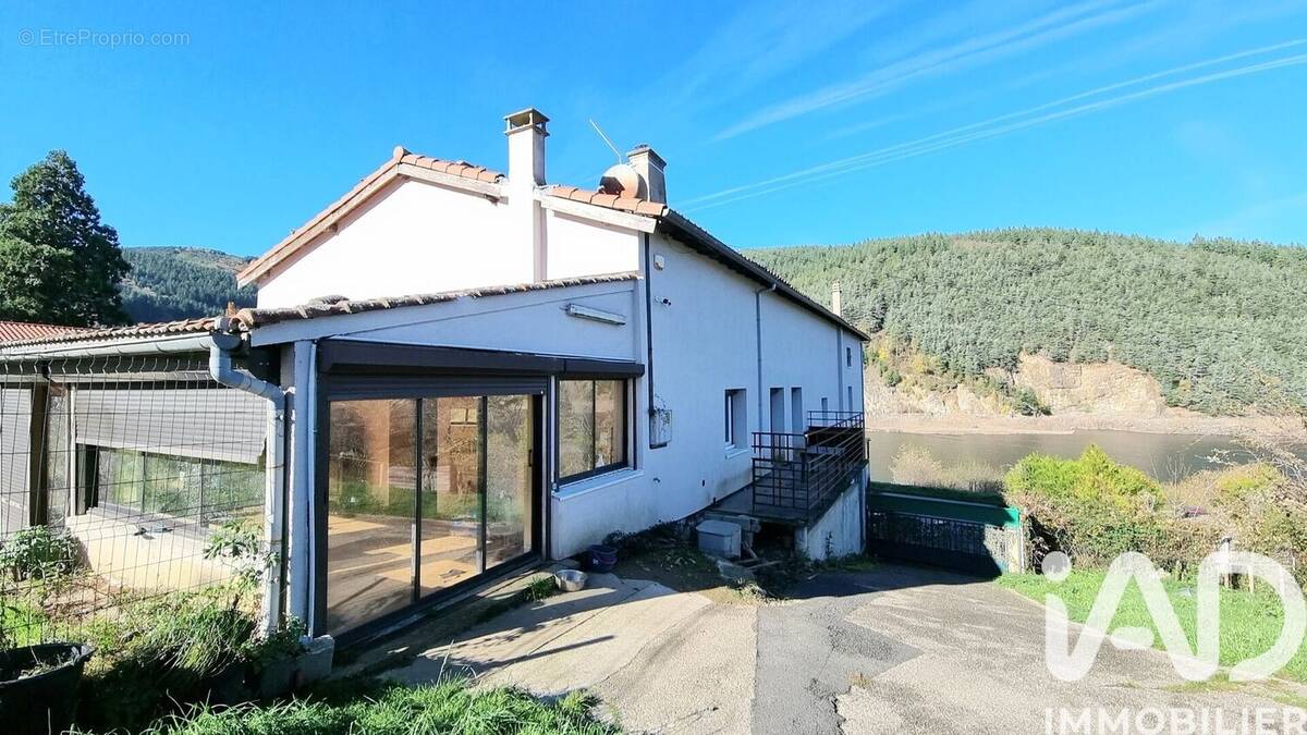 Photo 1 - Maison à DOIZIEUX