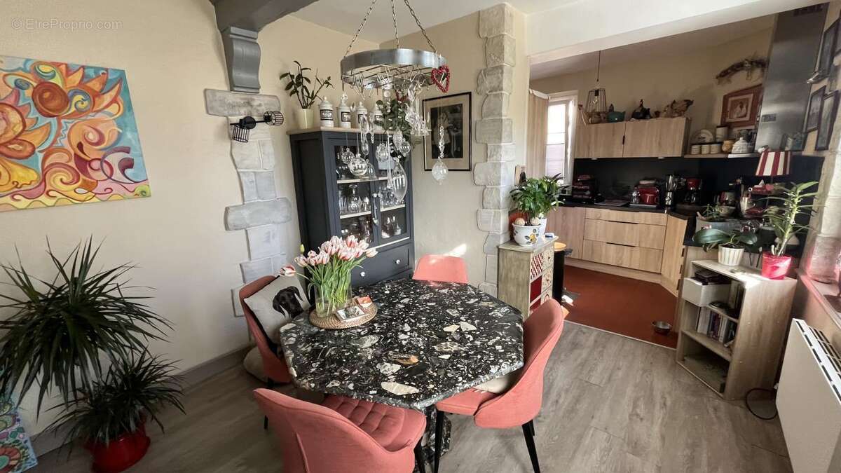 Maison à PONT-L'EVEQUE