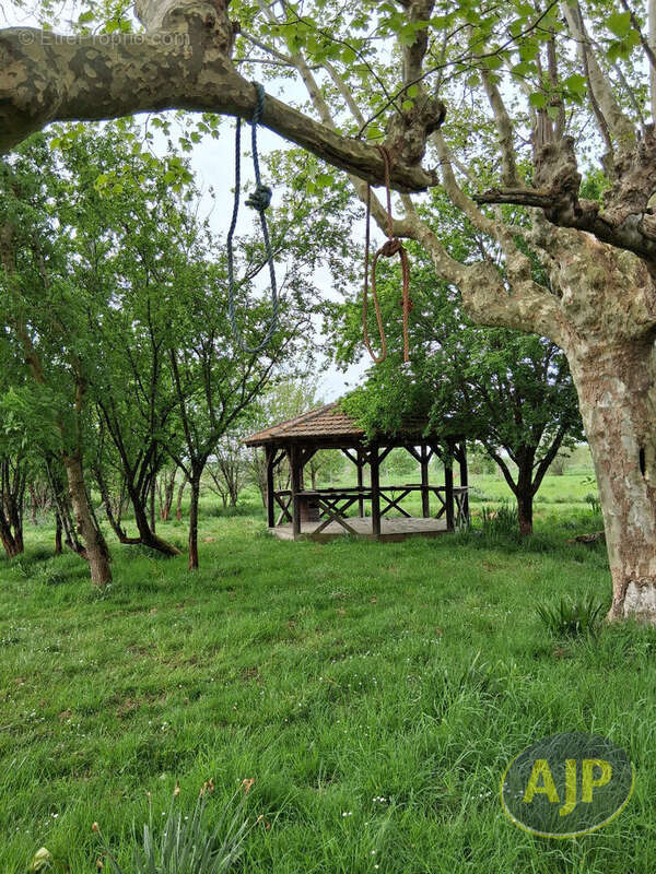 Appartement à PAUILLAC