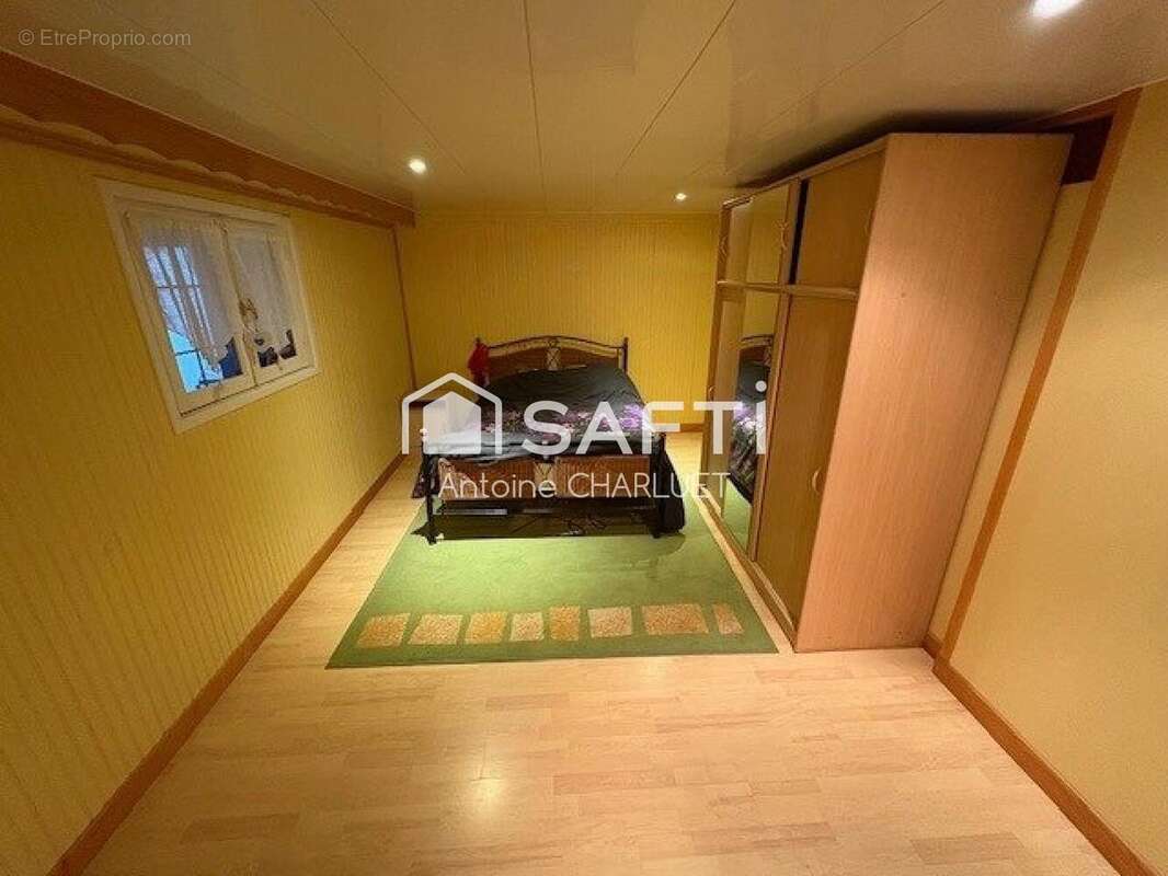 Maison 97 m² à Mezieres-En-Brenne  - photo 8