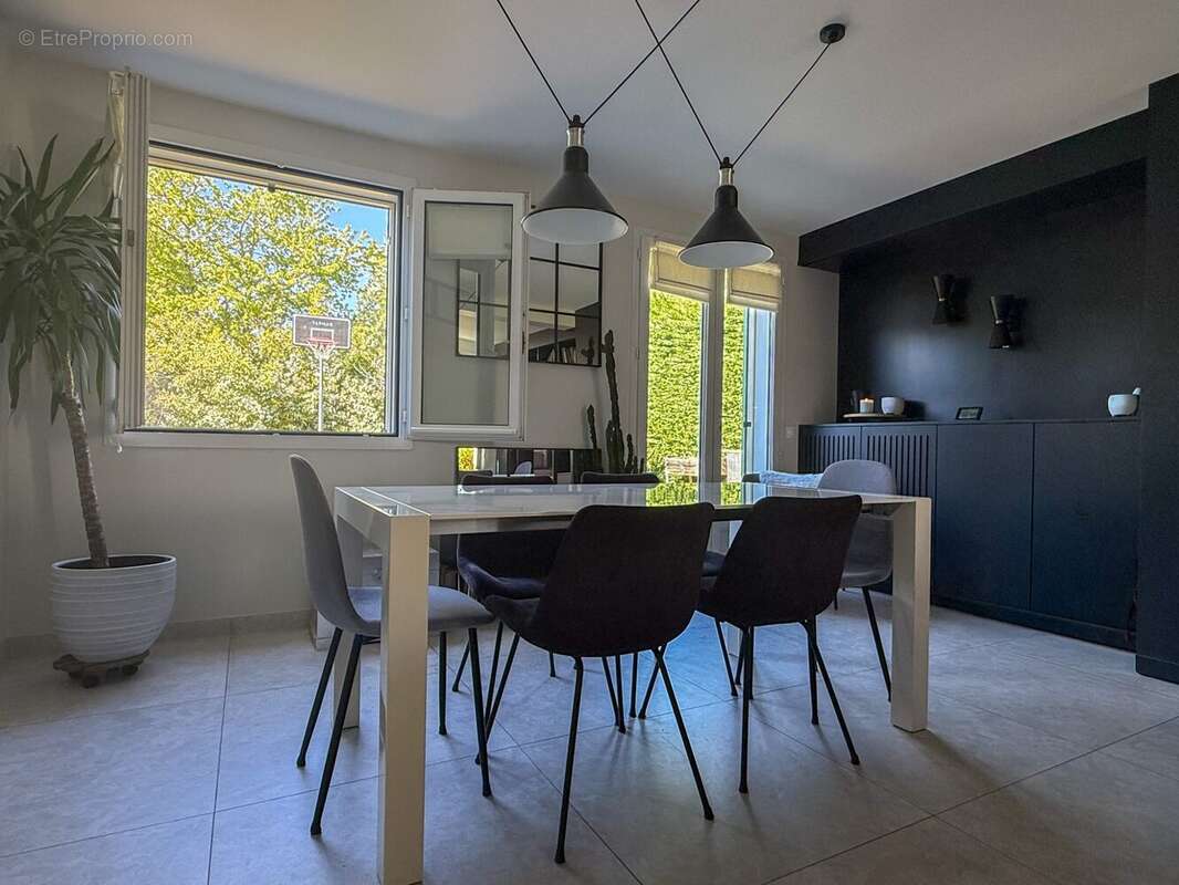 Maison à NOZAY