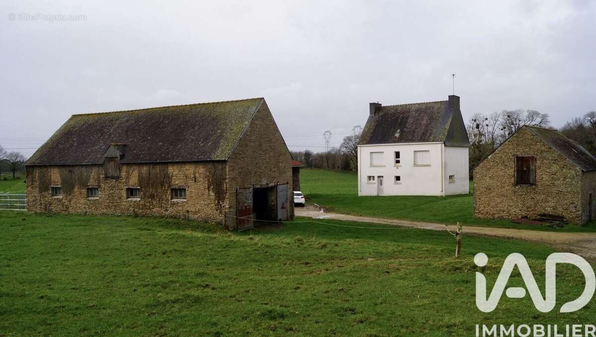 Photo 2 - Maison à PLUVIGNER