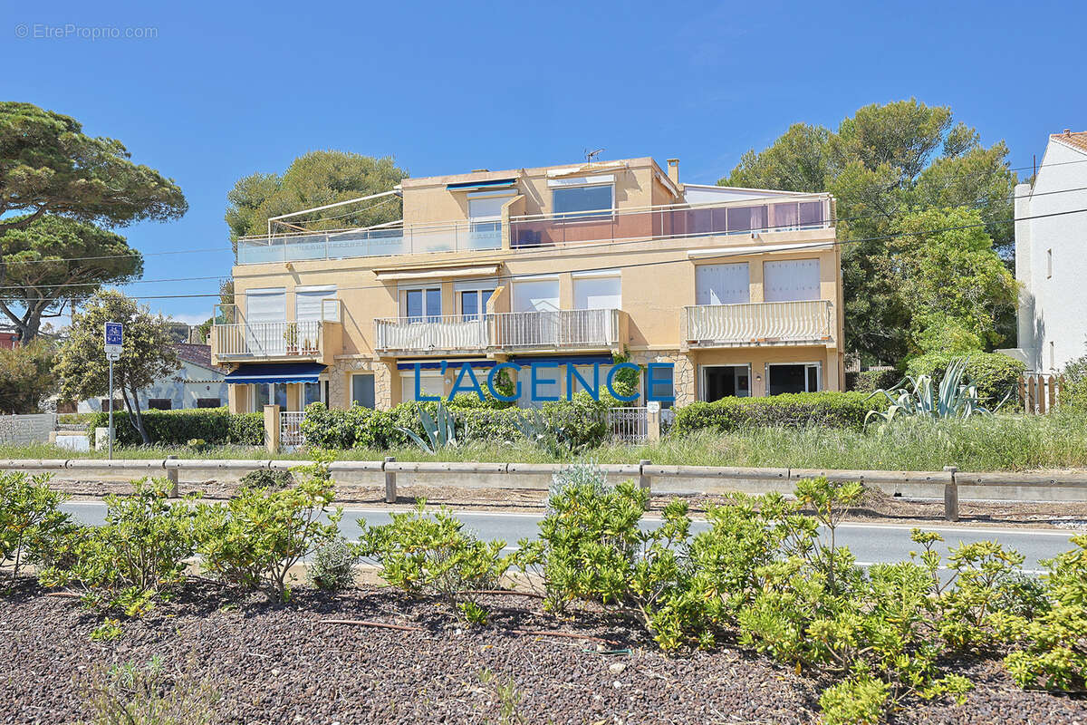 Appartement à HYERES