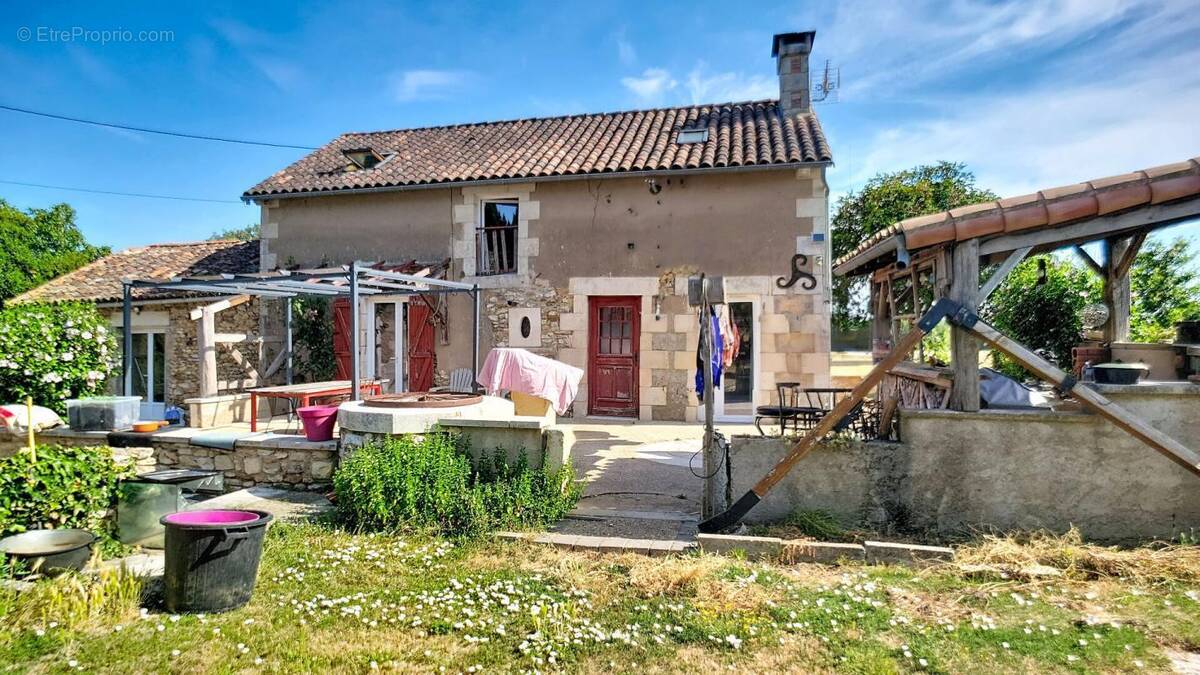 Maison à ARCHIGNY
