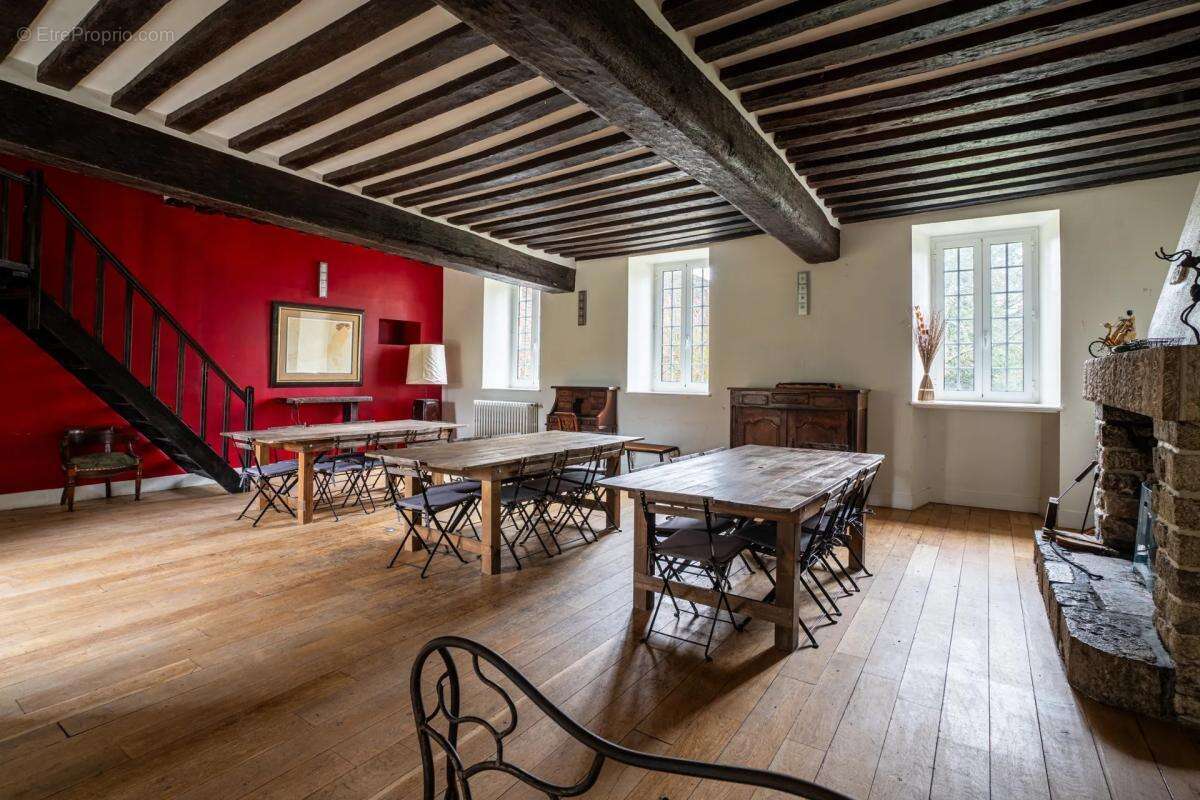 Maison à VITRY-AUX-LOGES