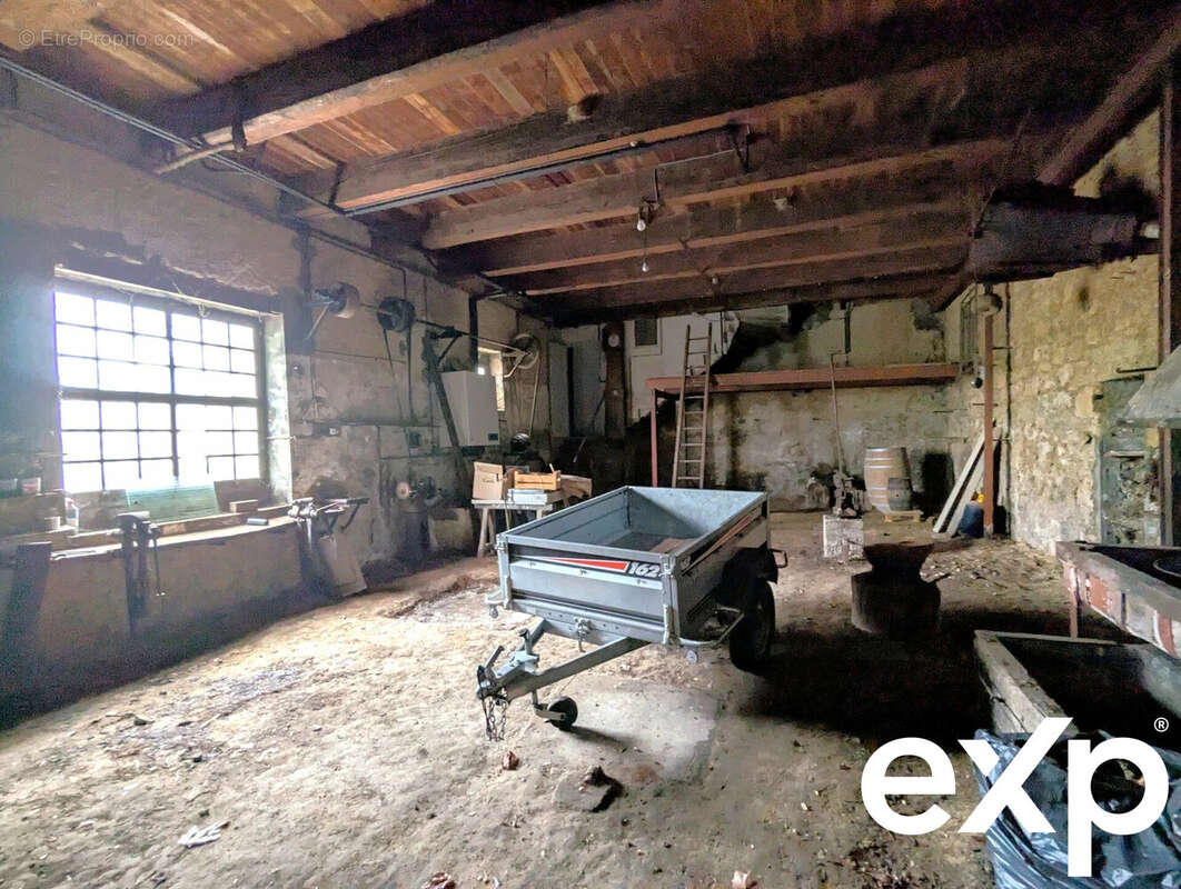 Appartement à MONTADY