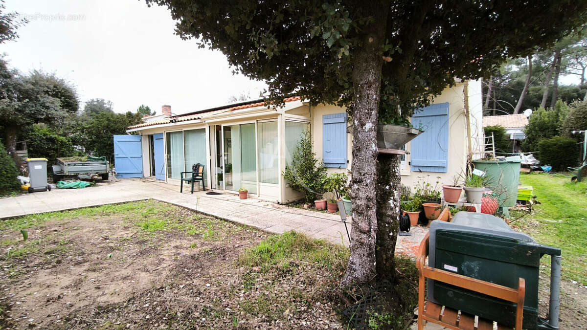 Maison à LONGEVILLE-SUR-MER