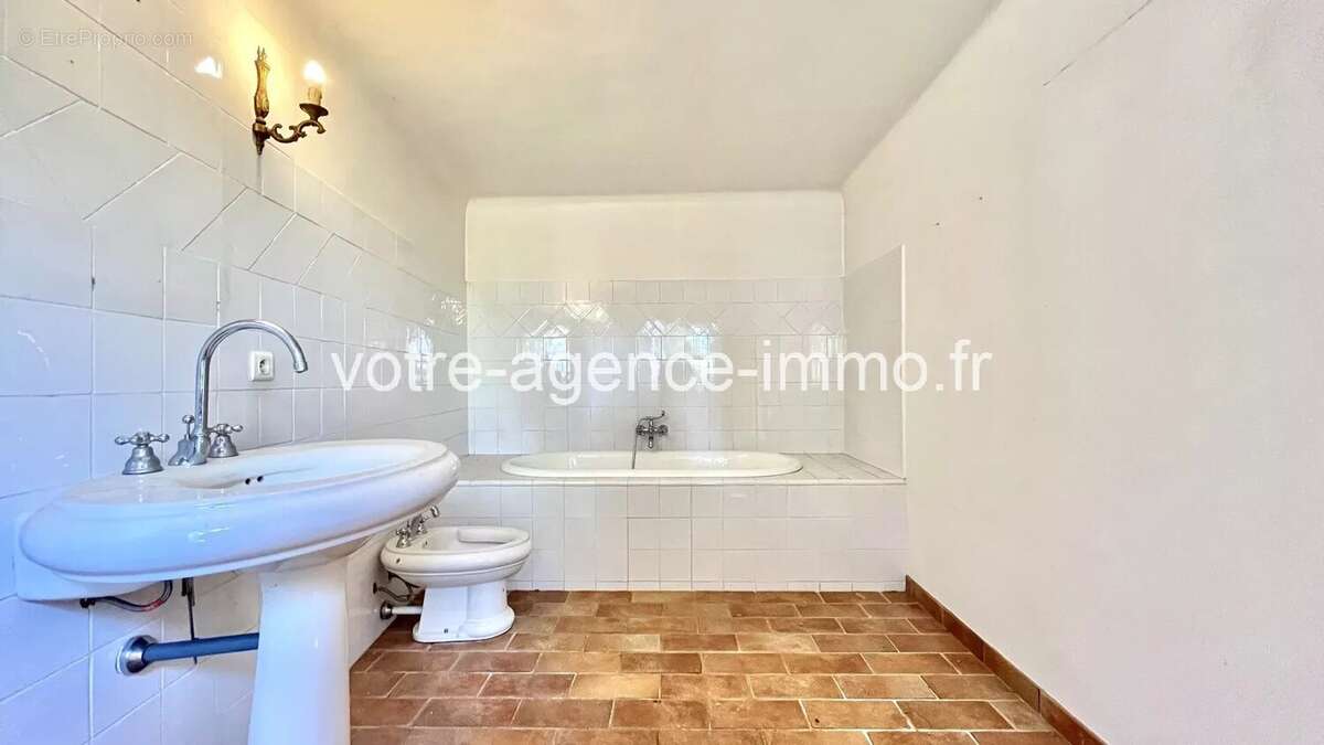 Maison 4/5 pièces Saint Pancrace / Vue mer / Jardin / Garage - photo 14