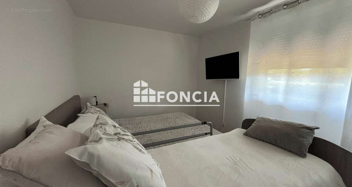 Appartement à COMBS-LA-VILLE