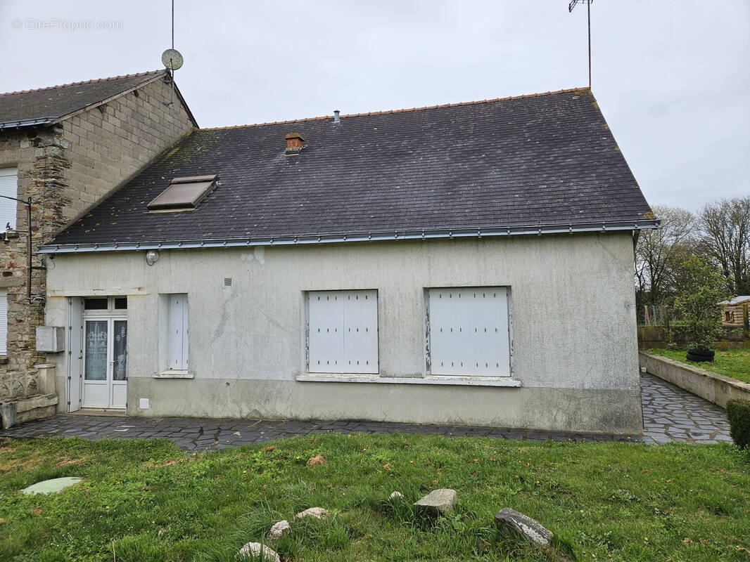 Maison à ROUGE