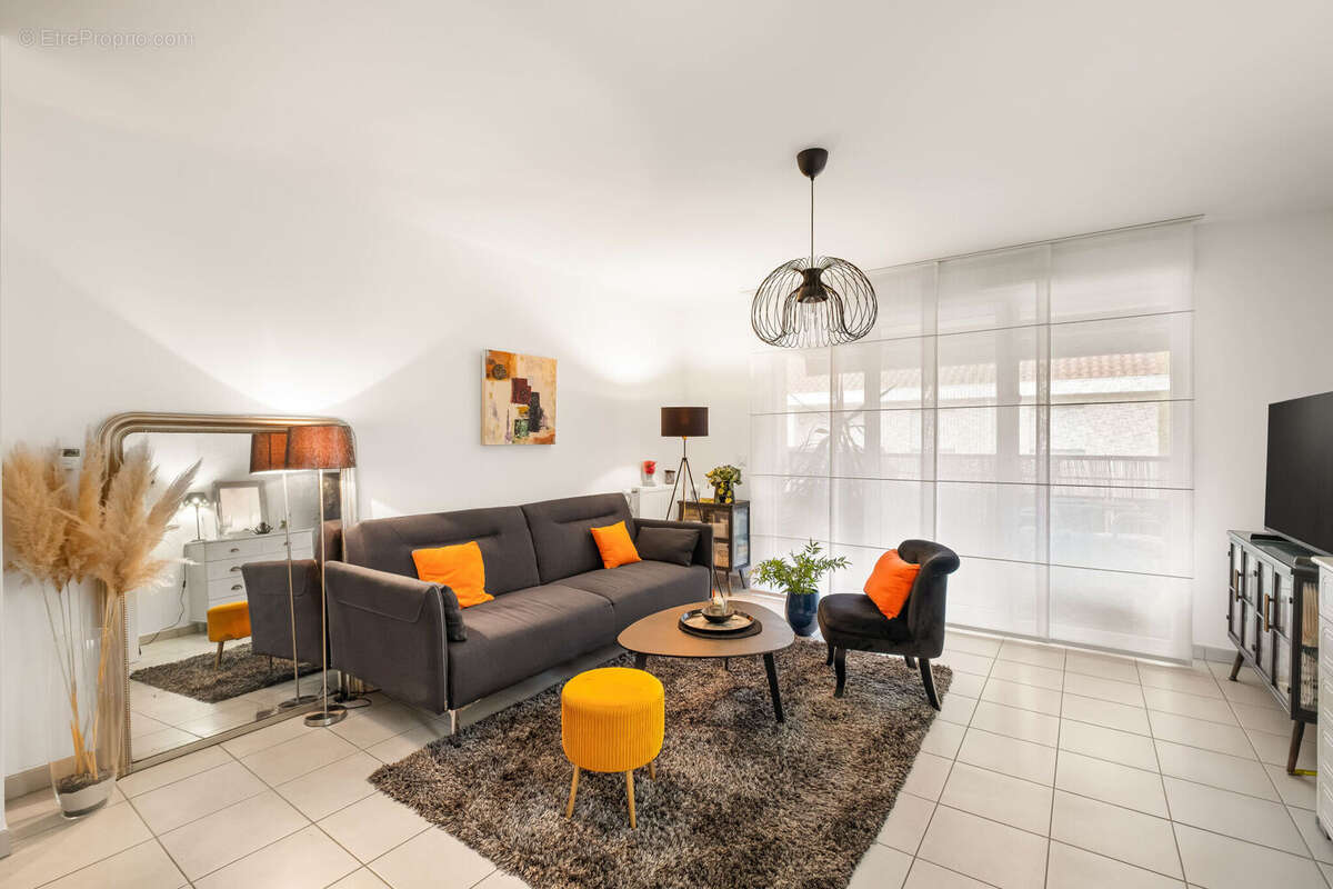 Photo 3 - Appartement à VENISSIEUX