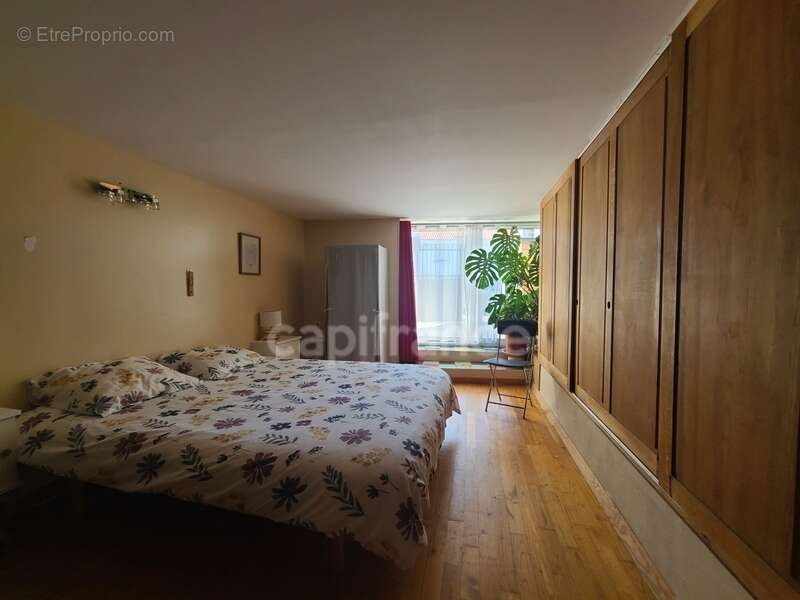 Maison à vendre sur Saintes - photo 9