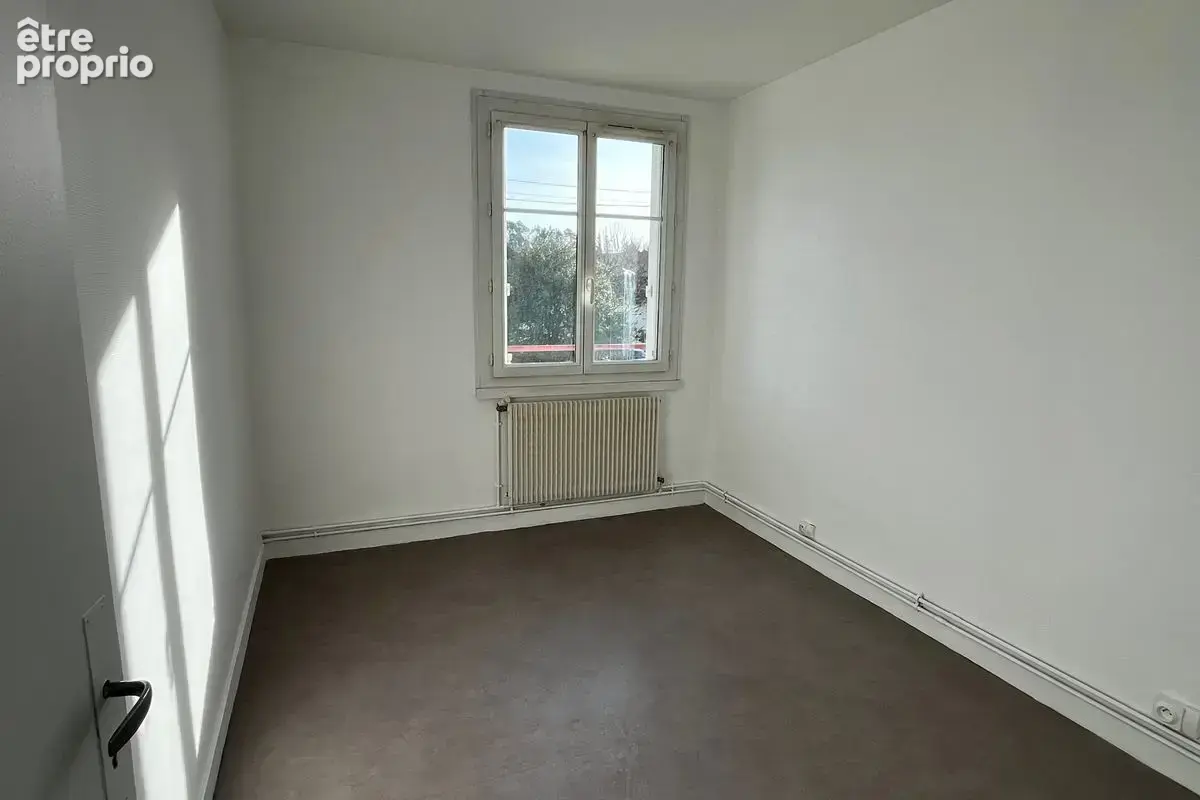 Loches - Appartement T3 - photo 4