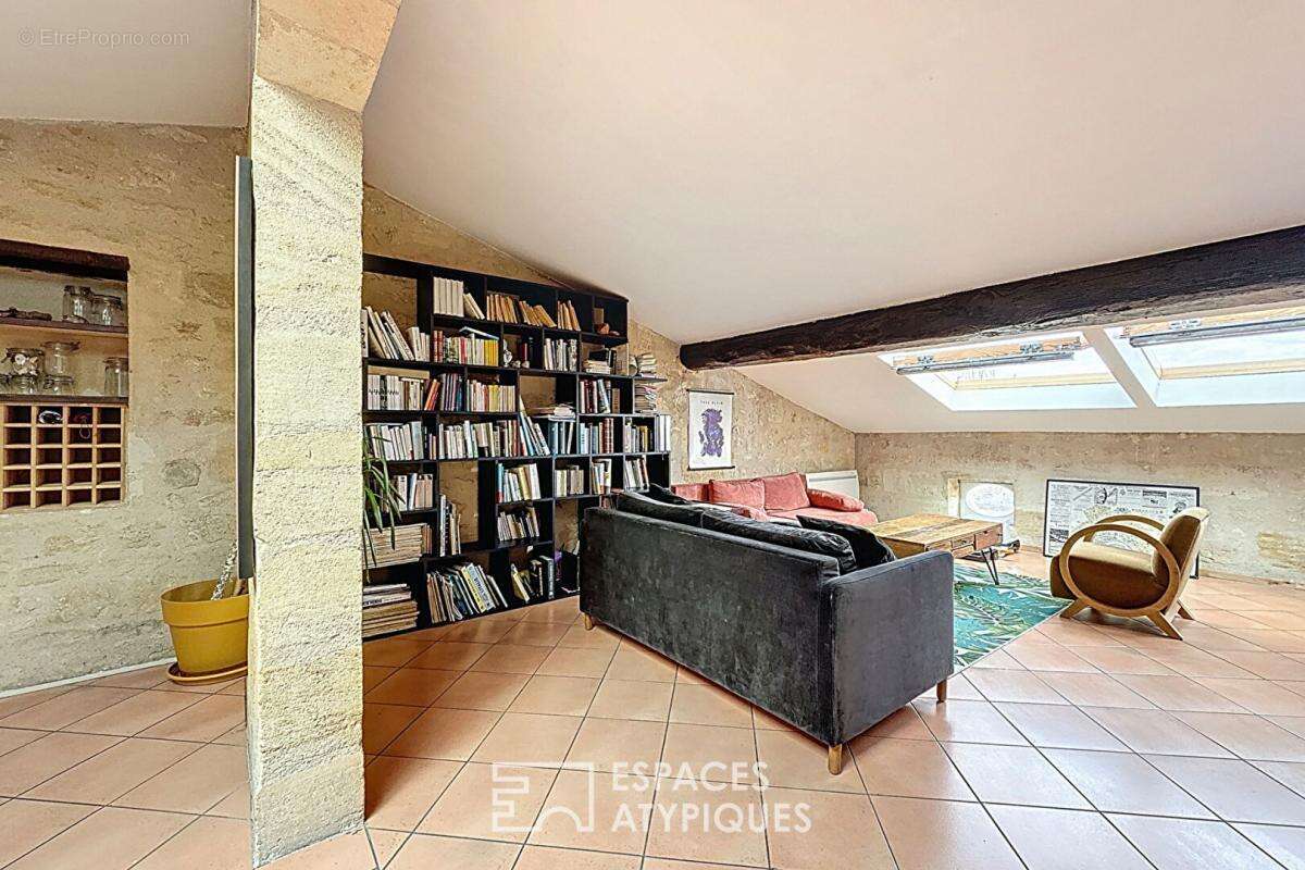 Appartement à BORDEAUX