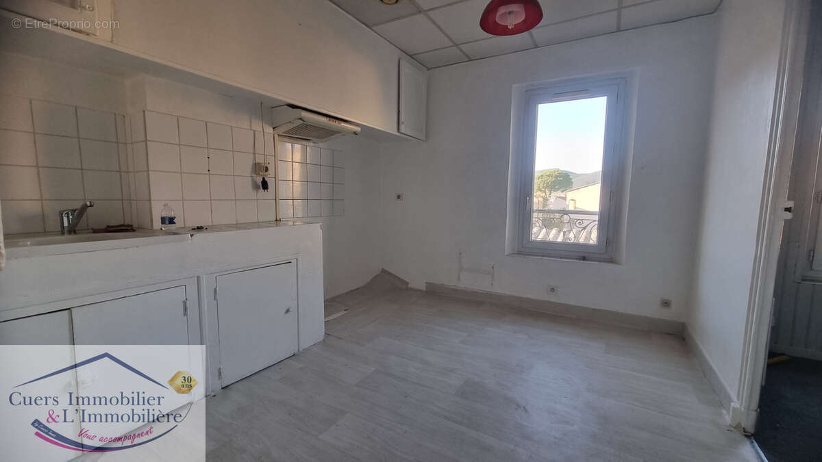 Appartement à LA CRAU