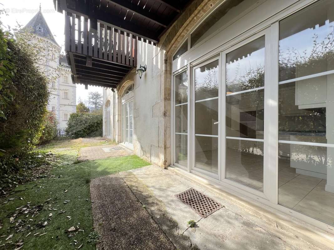 Appartement à POISAT