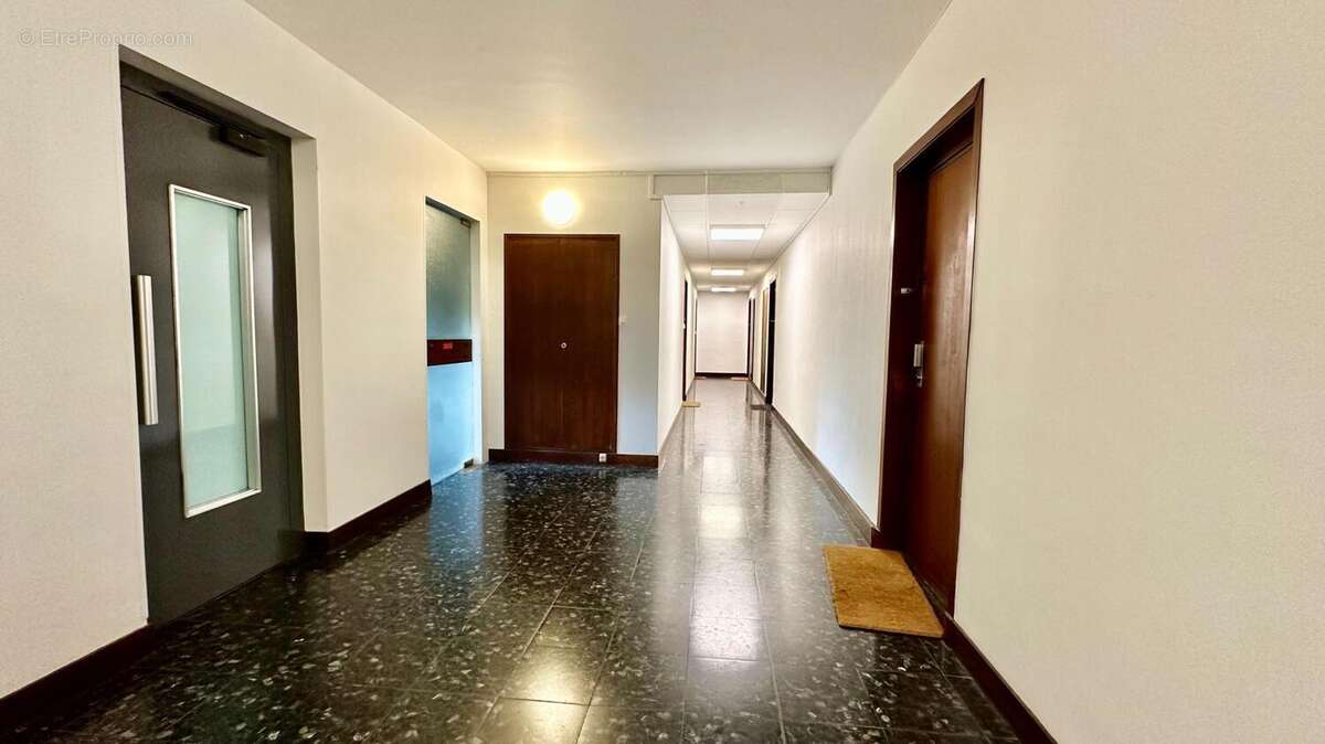 Photo 6 - Appartement à PARIS-16E