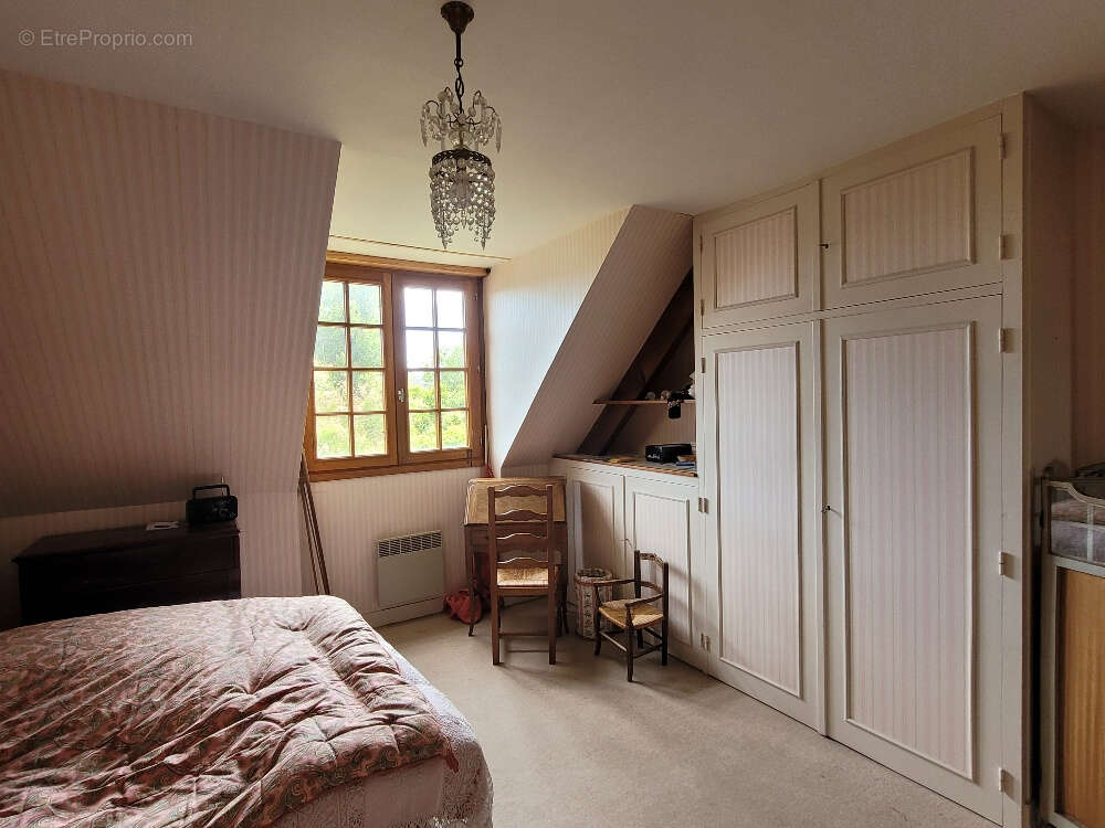 Grande maison familiale à Barfleur avec jardin plein Sud ! - photo 6