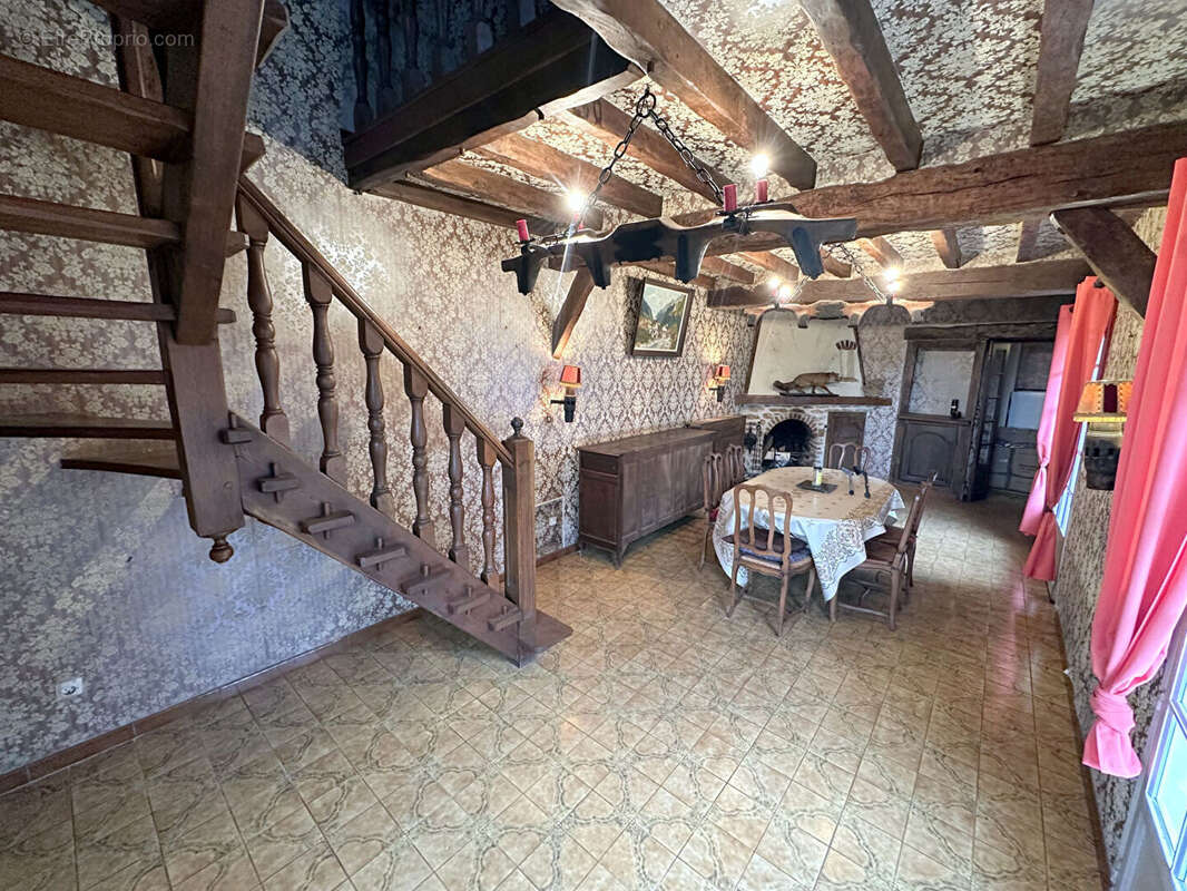 Maison à SAINT-AUBIN-EN-BRAY