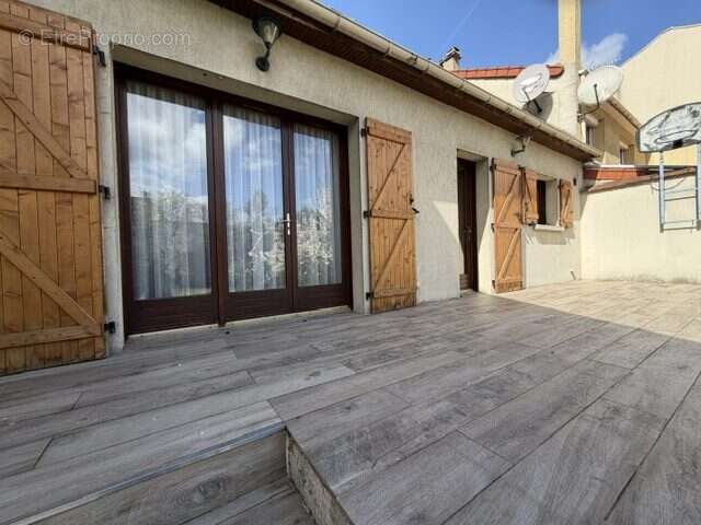 Maison à LE BLANC-MESNIL