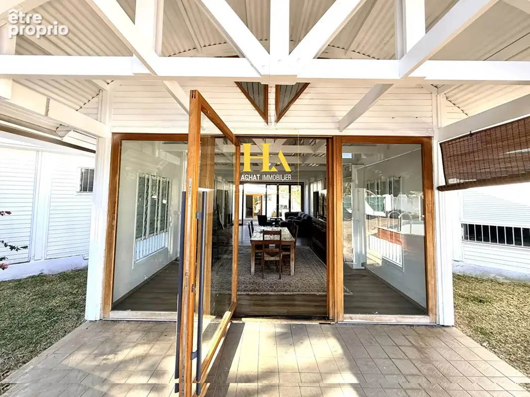 Photo Maison à Saint-Pierre au prix de 525 000€