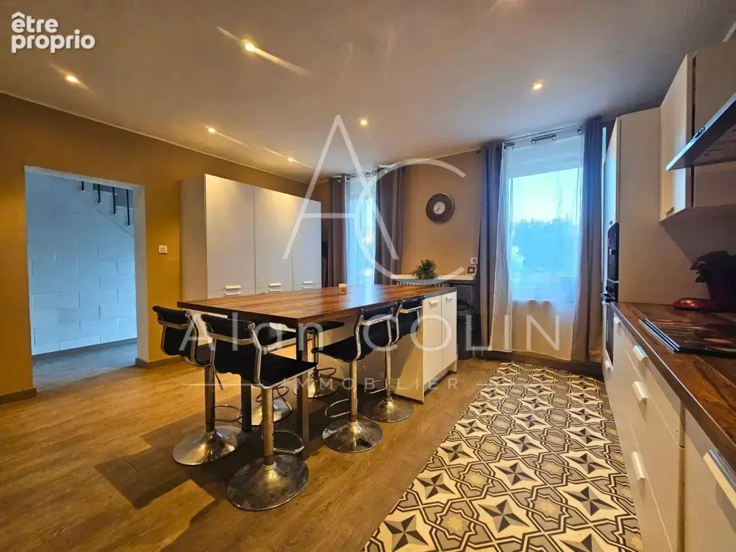 Hayange – maison familiale 149 m² – 4 chambres – sous-sol complet – terrain constructible – garage - photo 8