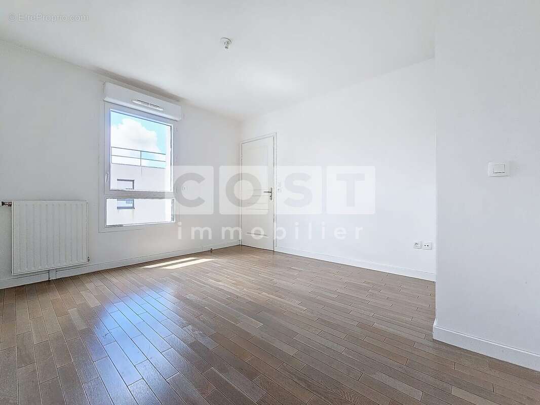 Appartement à BOIS-COLOMBES