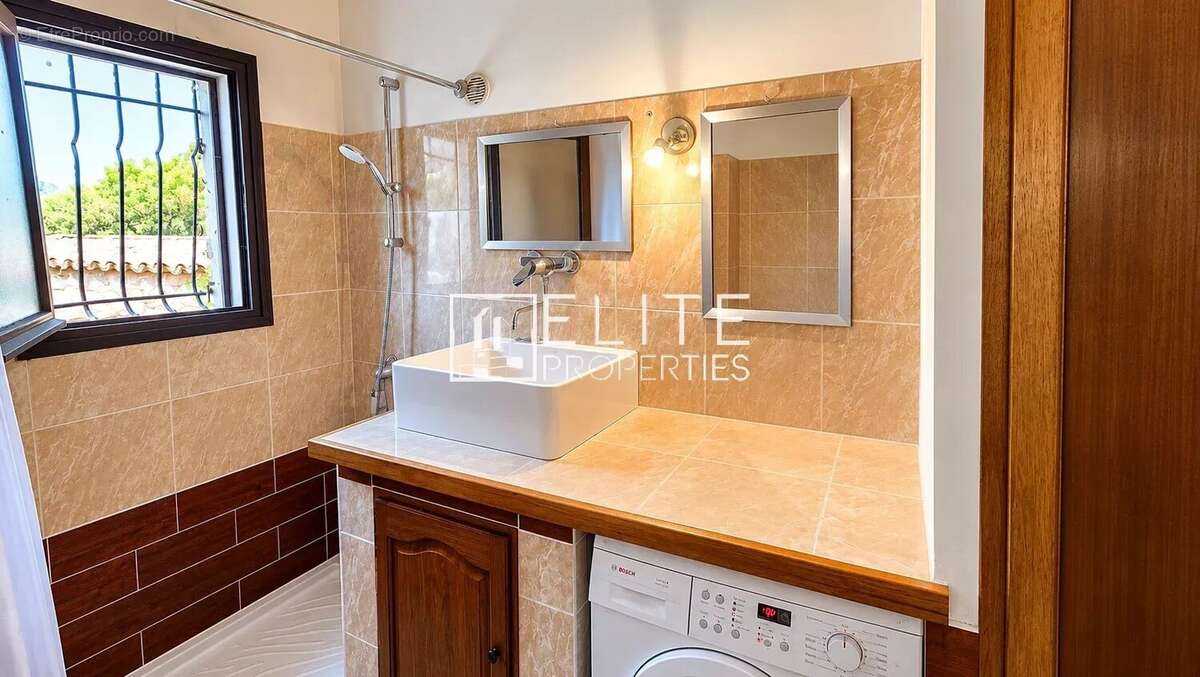 Maison 6 pièces de 200 m² au calme + piscine – mouans-sartoux - photo 18