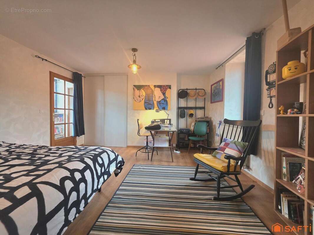 Maison 329 m² à Saint-Plancard  - photo 8