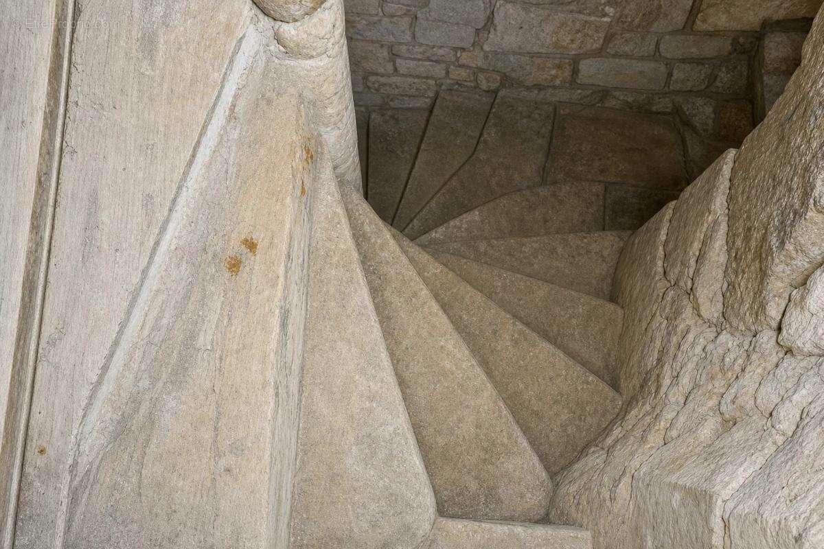 Maison historique de 180 m² à Magny-le-Désert - photo 6